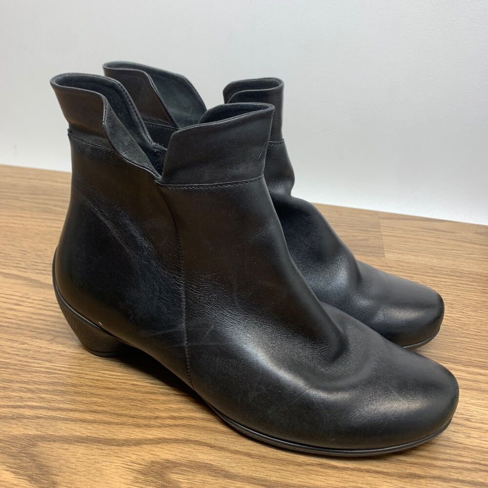 Ecco Sculptured Folded Ankle Cuff Black Soft Leather Ankle Boots EU‎ 38 US 7